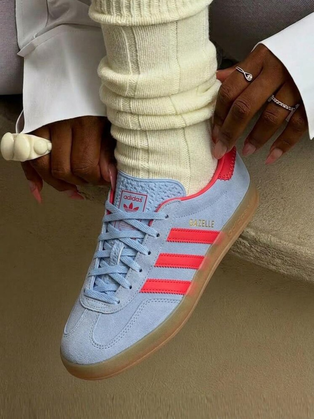 adidas Originals Gazelle Indoor Sz 9 Women’s
(Oct 026)